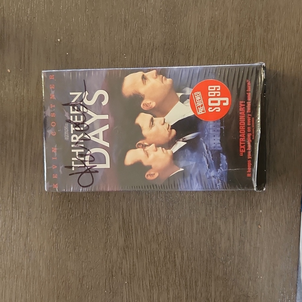 Thirteen days vhs